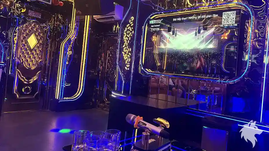 華麗室內設計的 KTV 包廂